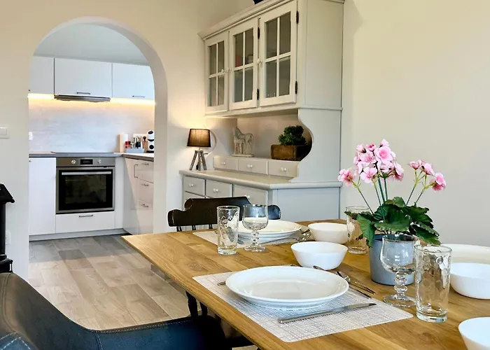 Franc شقة بليد